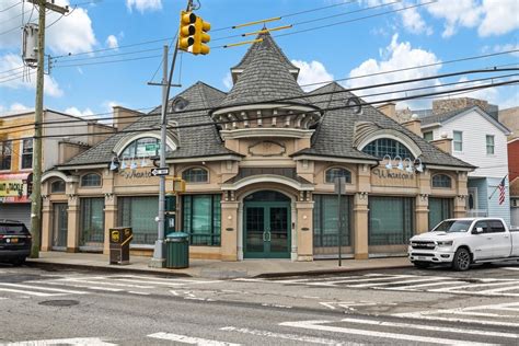 8808 rockaway beach blvd|Crown Auto Group LLC, 8808 Rockaway Beach Blvd, Rockaway。